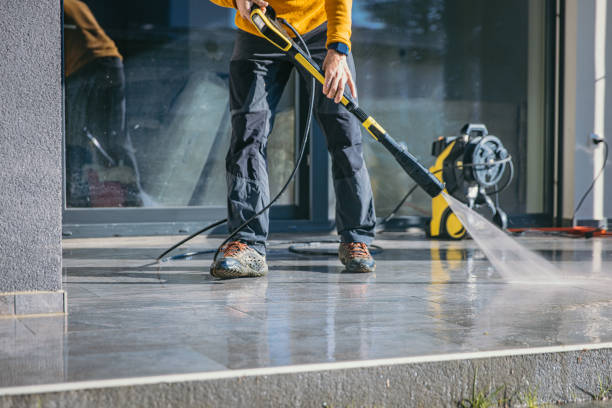 Best Garage Pressure Washing  in Gibsonton, FL